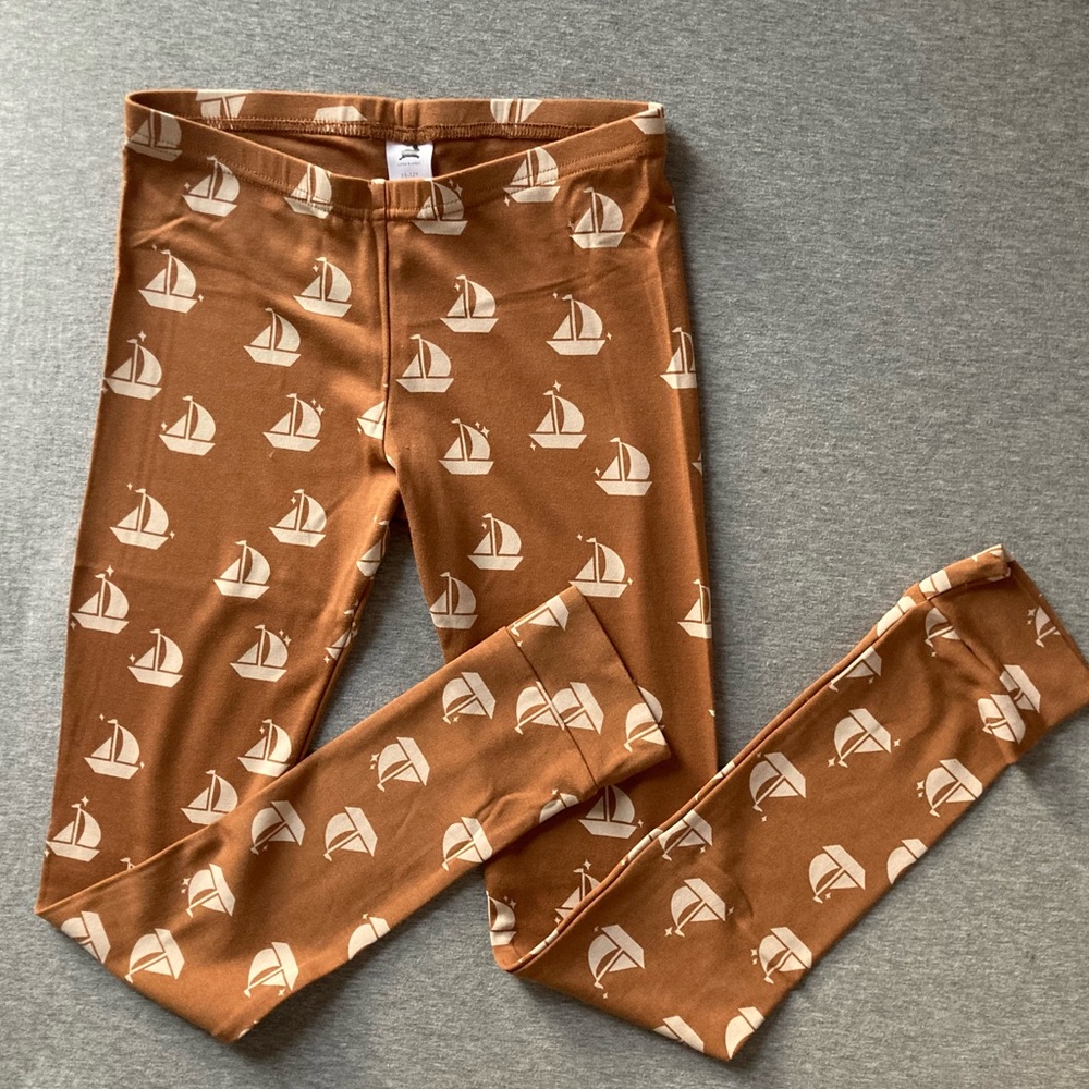 🇨🇦 Little & Lively Sailboat Leggings, size 11/12 years